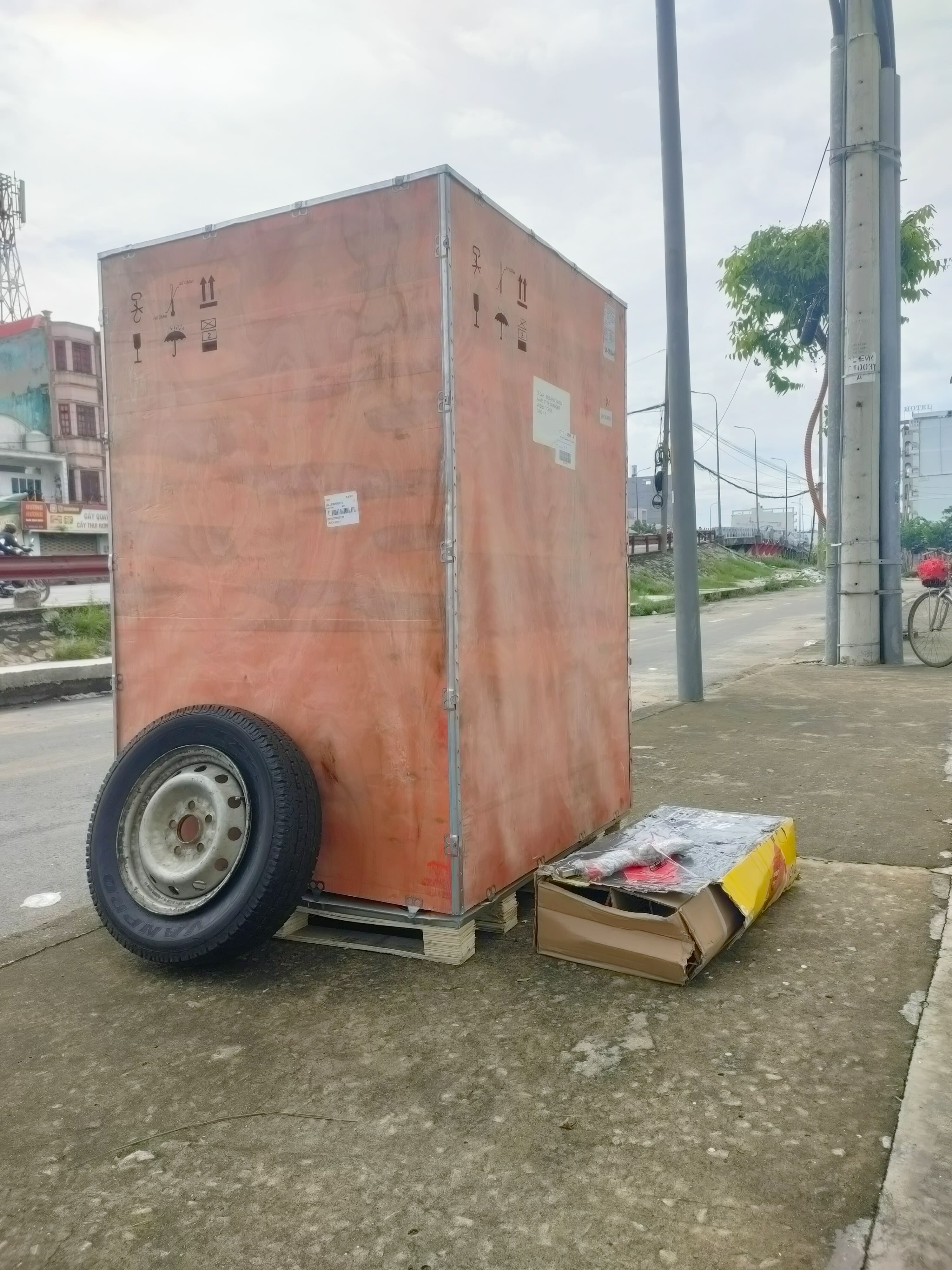 DECAR 970L nguyên thùng