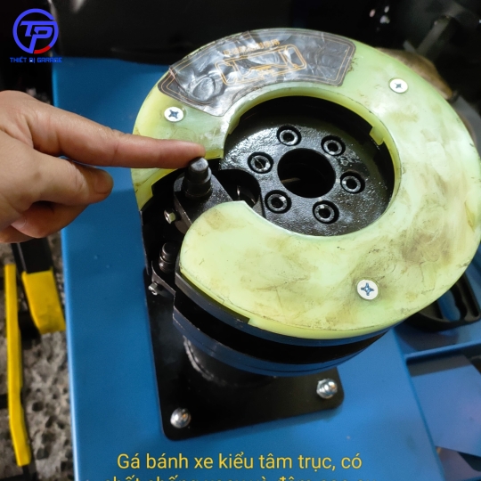 Máy làm vỏ mâm du lịch lớn