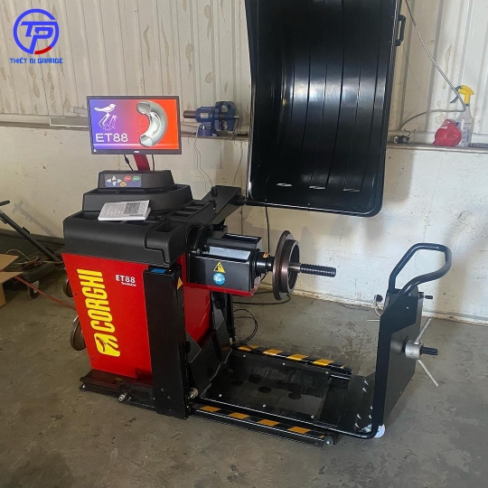 Máy cân bằng động bánh xe tải nhỏ và lớn ET88