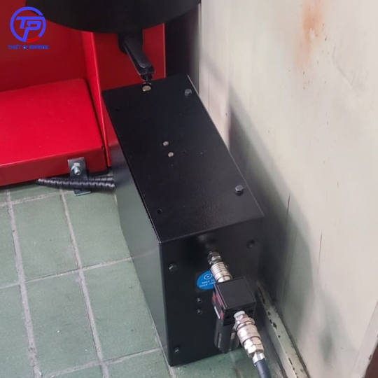 Bàn nâng bánh xe cho máy cân bằng động bánh xe