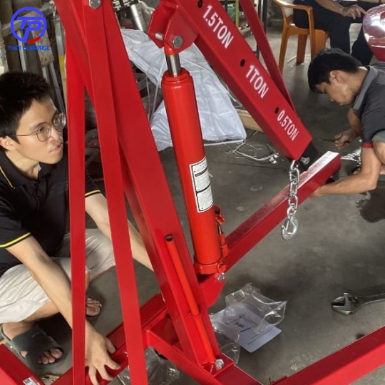 Cẩu móc máy 2 tấn thanh lý