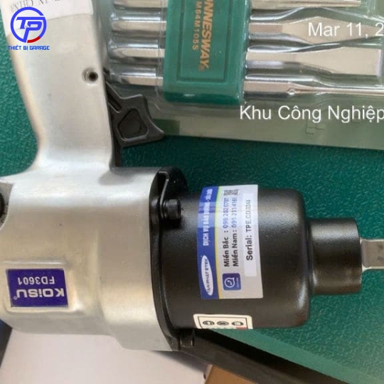 Súng vặn ốc 1/2” 1000 Nm FD-3601